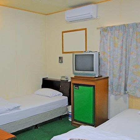 Yoshida Hotel Okinawa Extérieur photo